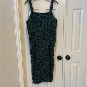 Elegant Green Floral Dress